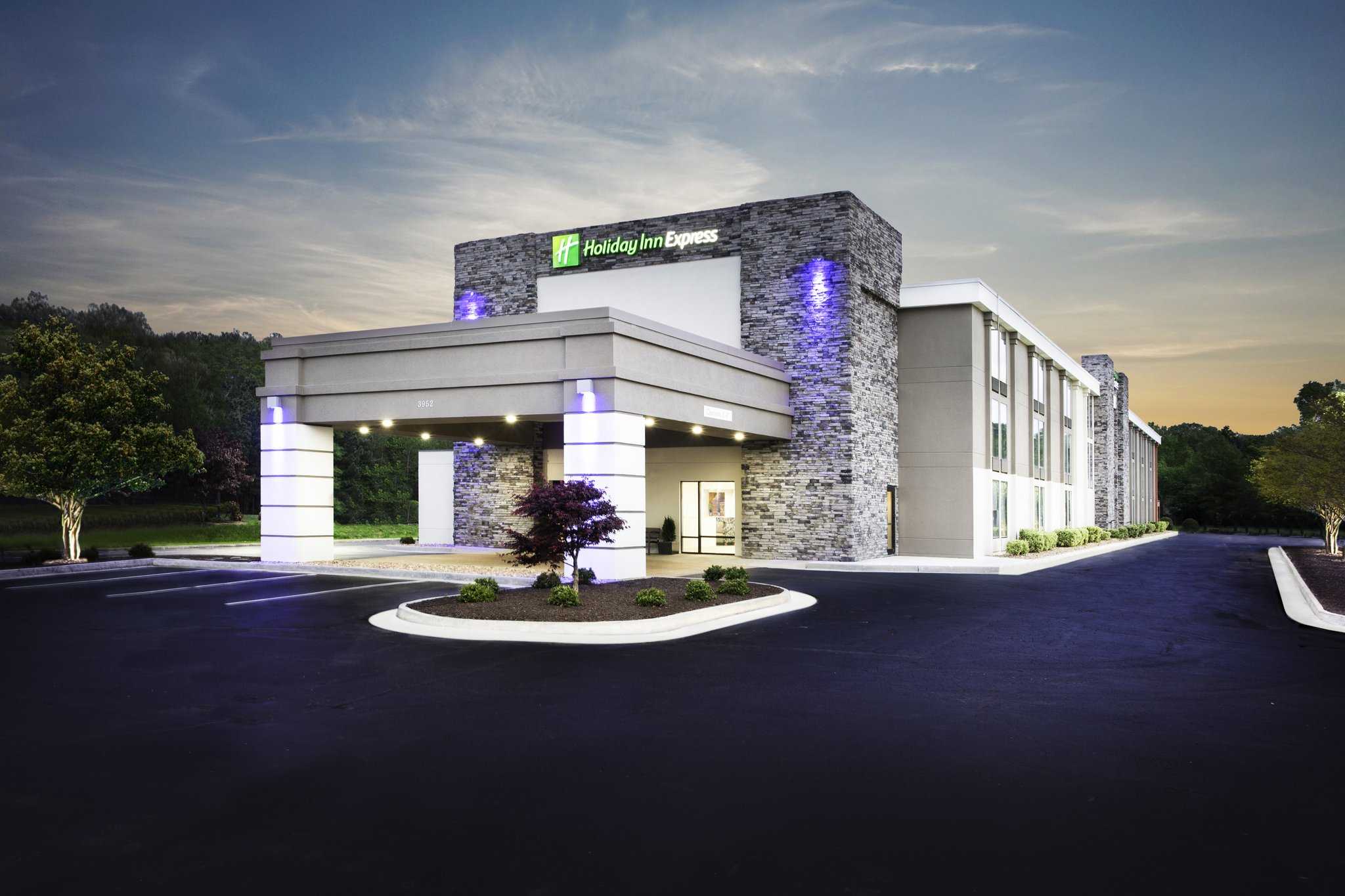 Holiday Inn Express Hopewell - Fort Lee Area в Хоупвелл, VA