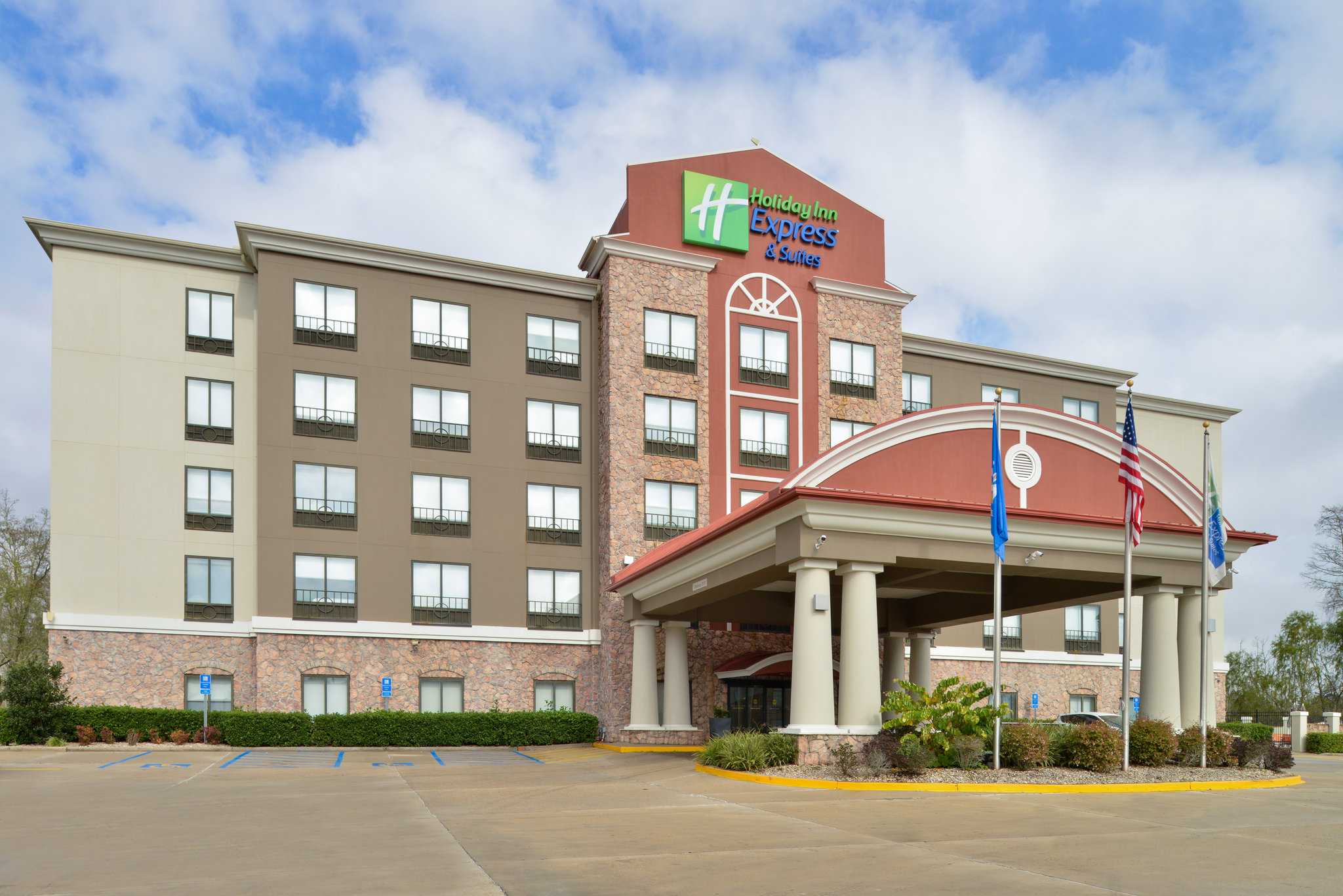 Holiday Inn Express Hotel & Suites La Place в Кеннер, LA