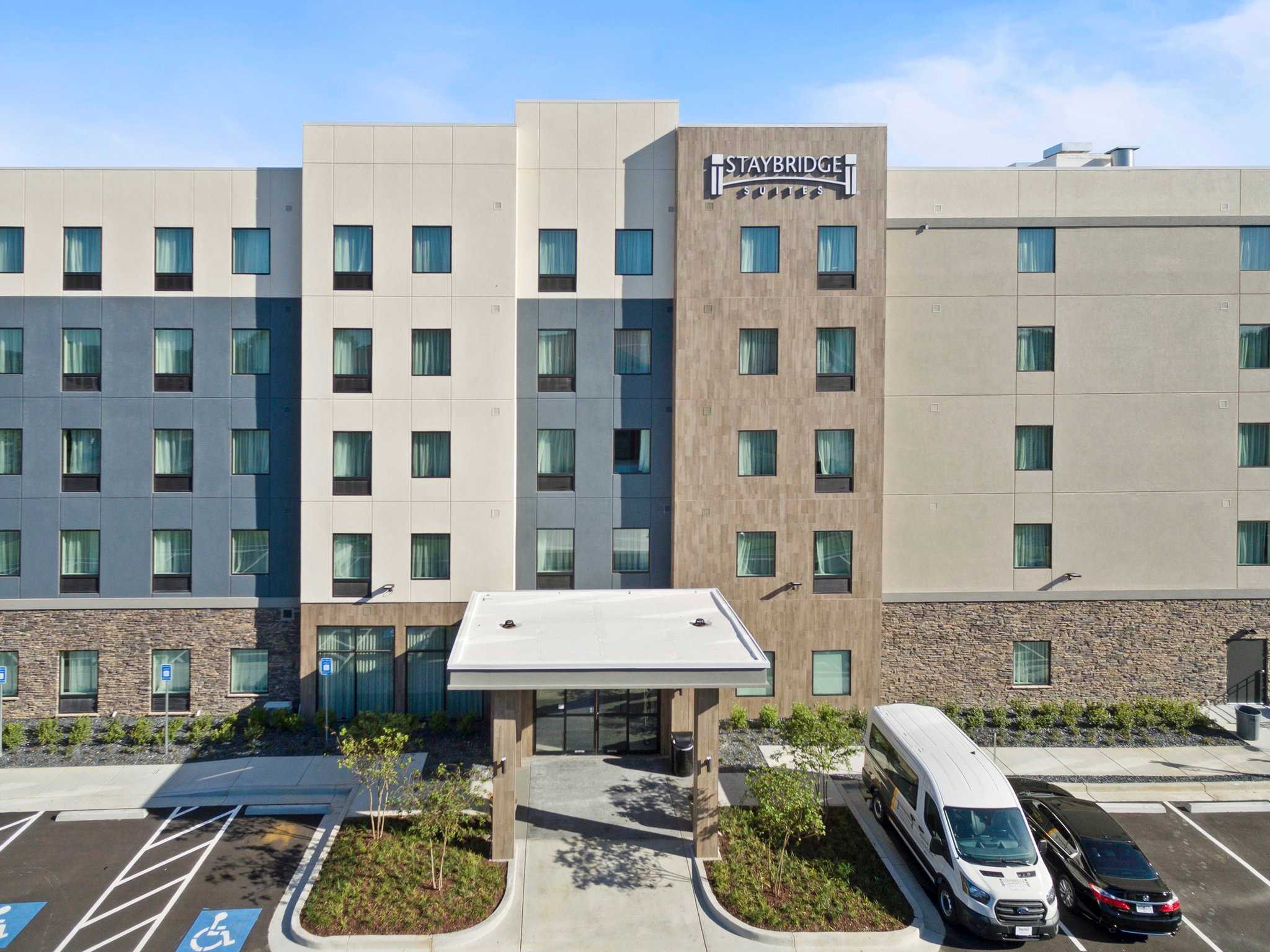 Staybridge Suites Atlanta NE - Duluth в Дулут, GA