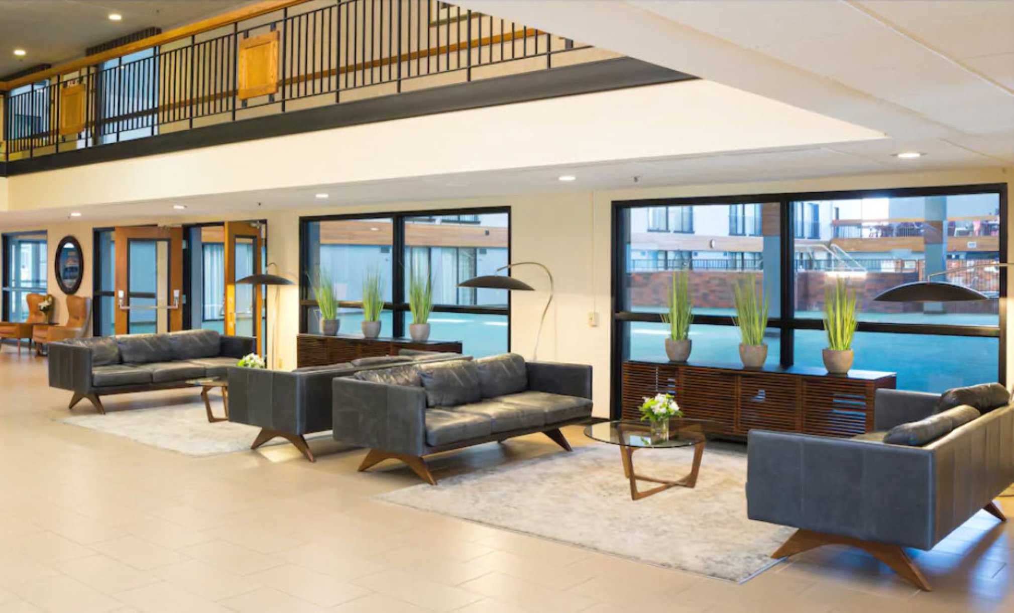 Holiday Inn Mankato City Center Hotel в Манкато, MN