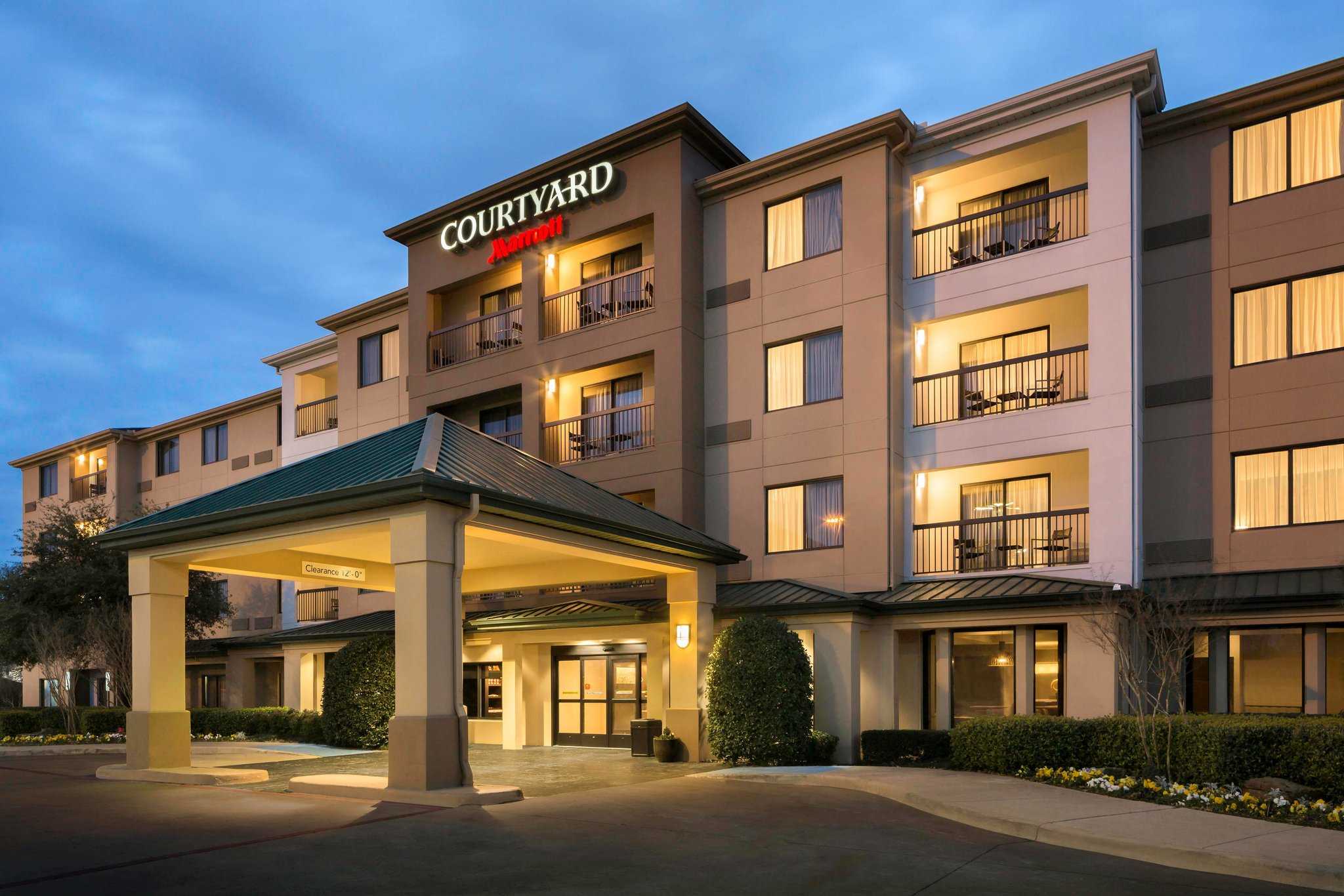 Courtyard by Marriott Dallas Mesquite в Mesquite, TX