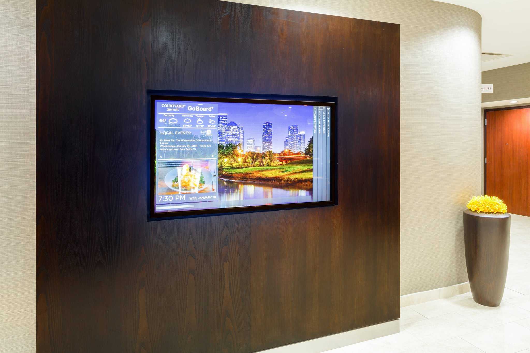 Courtyard by Marriott Houston by The Galleria in Houston, TX