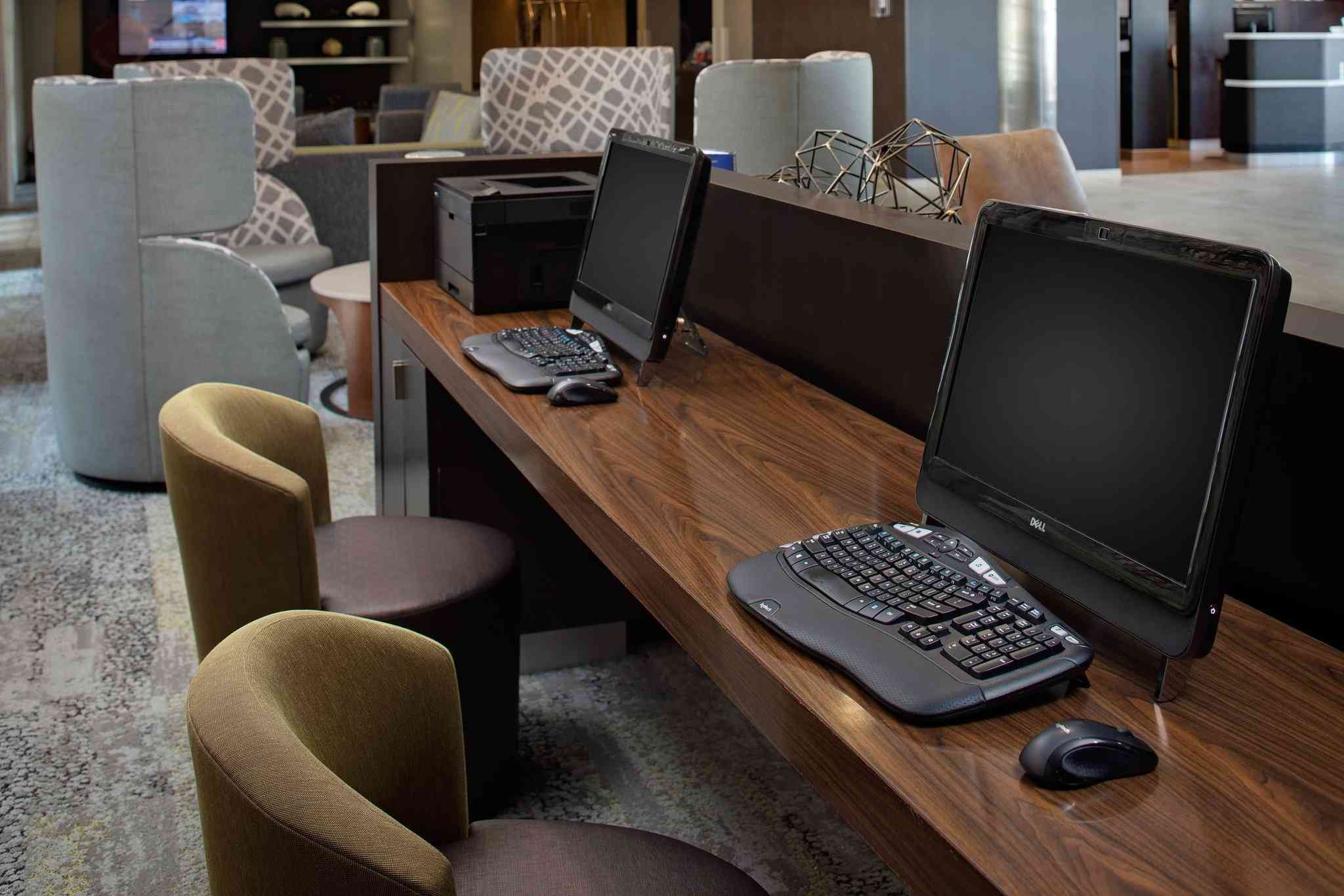 Courtyard by Marriott Fort Lauderdale North/Cypress Creek в Fort Lauderdale, FL