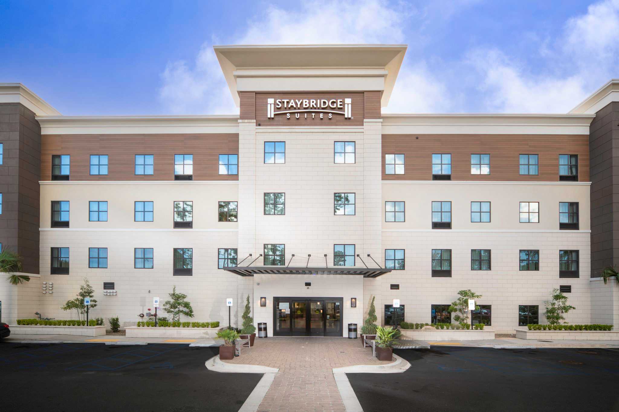Staybridge Suites Summerville в Саммервилл, SC