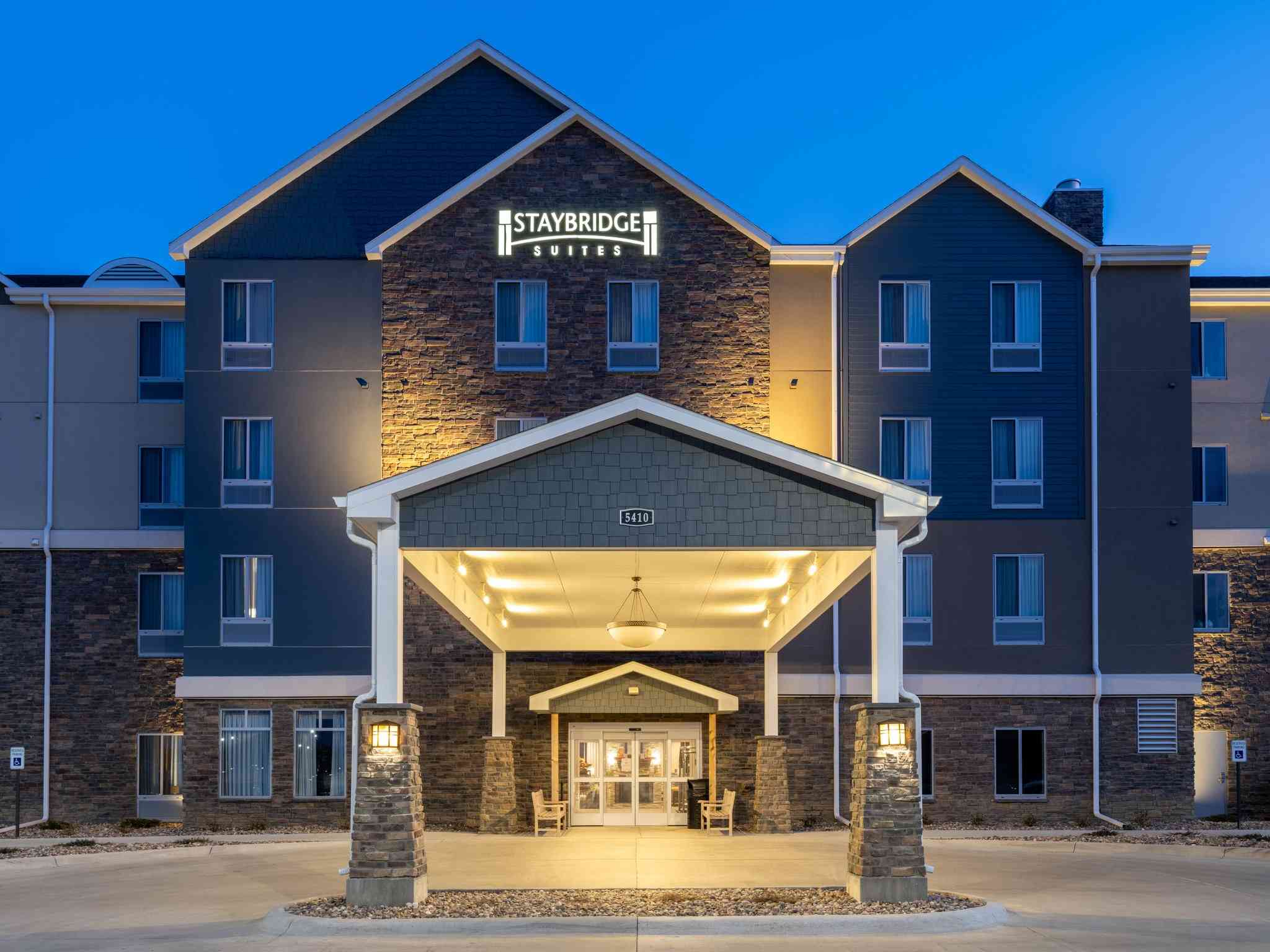 Staybridge Suites Sioux City Southeast in Sioux, IA