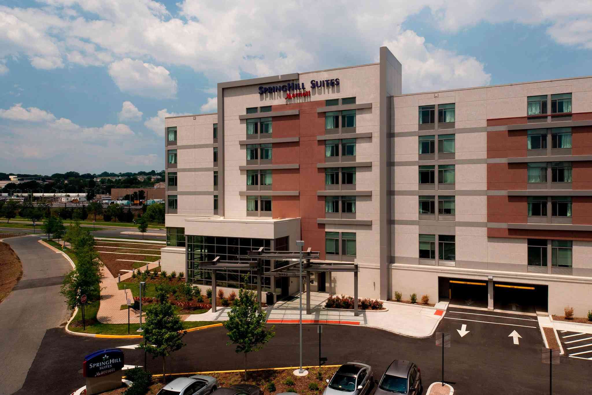 SpringHill Suites by Marriott Alexandria Old Town/Southwest в Alexandria, VA