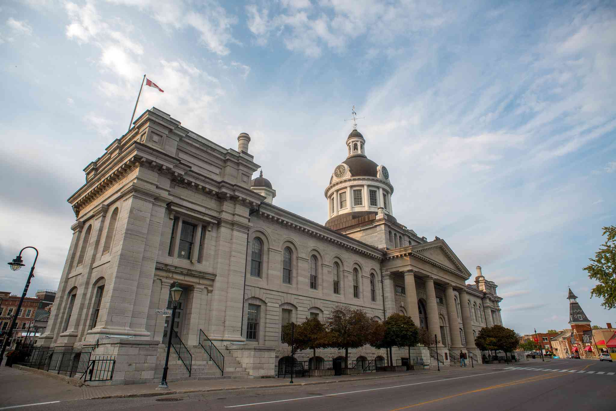 Holiday Inn Express Hotel & Suites Kingston в кингстон, ON