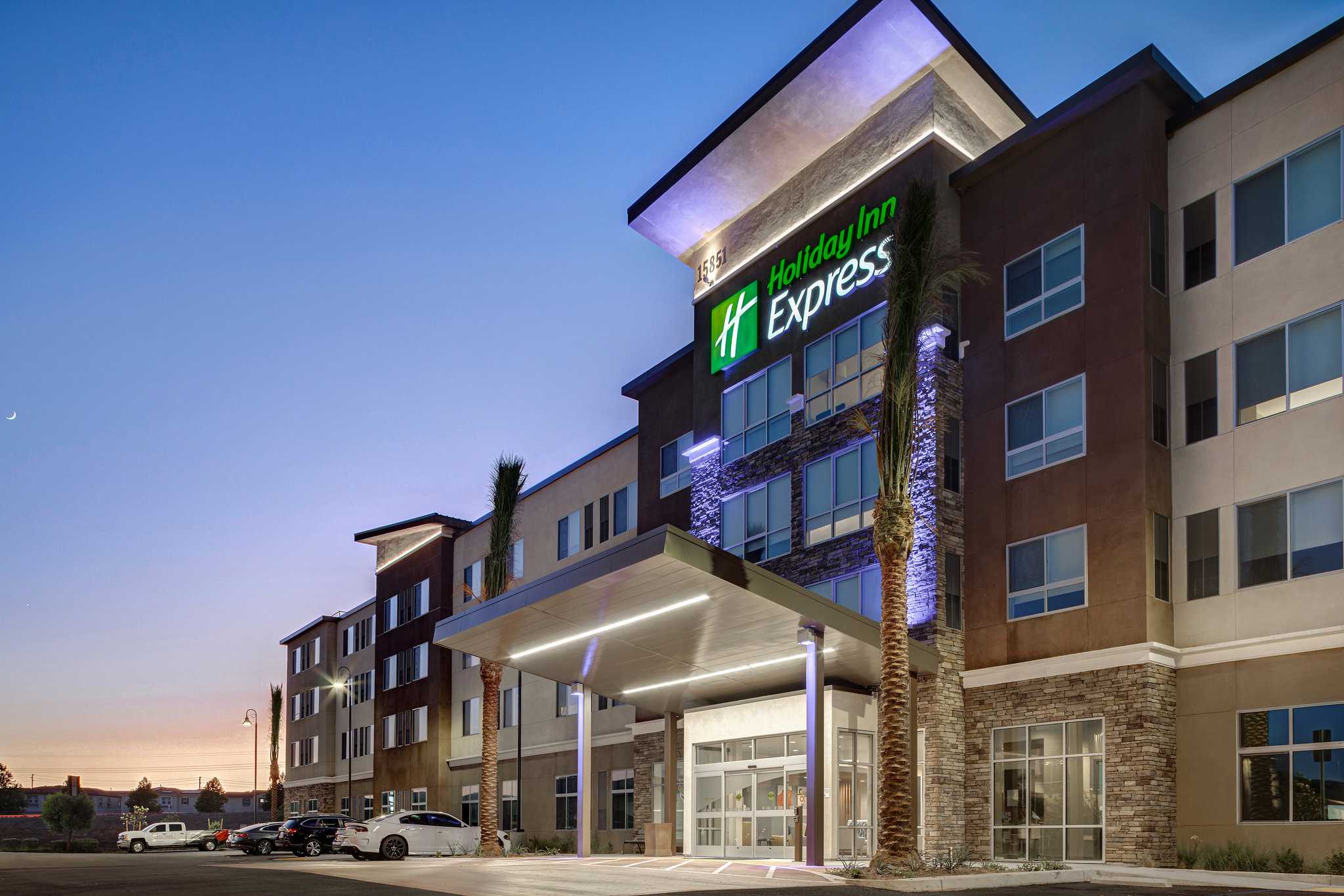 Holiday Inn Express & Suites Ontario - Chino Hills in ชิโน่ ฮิลส์, CA
